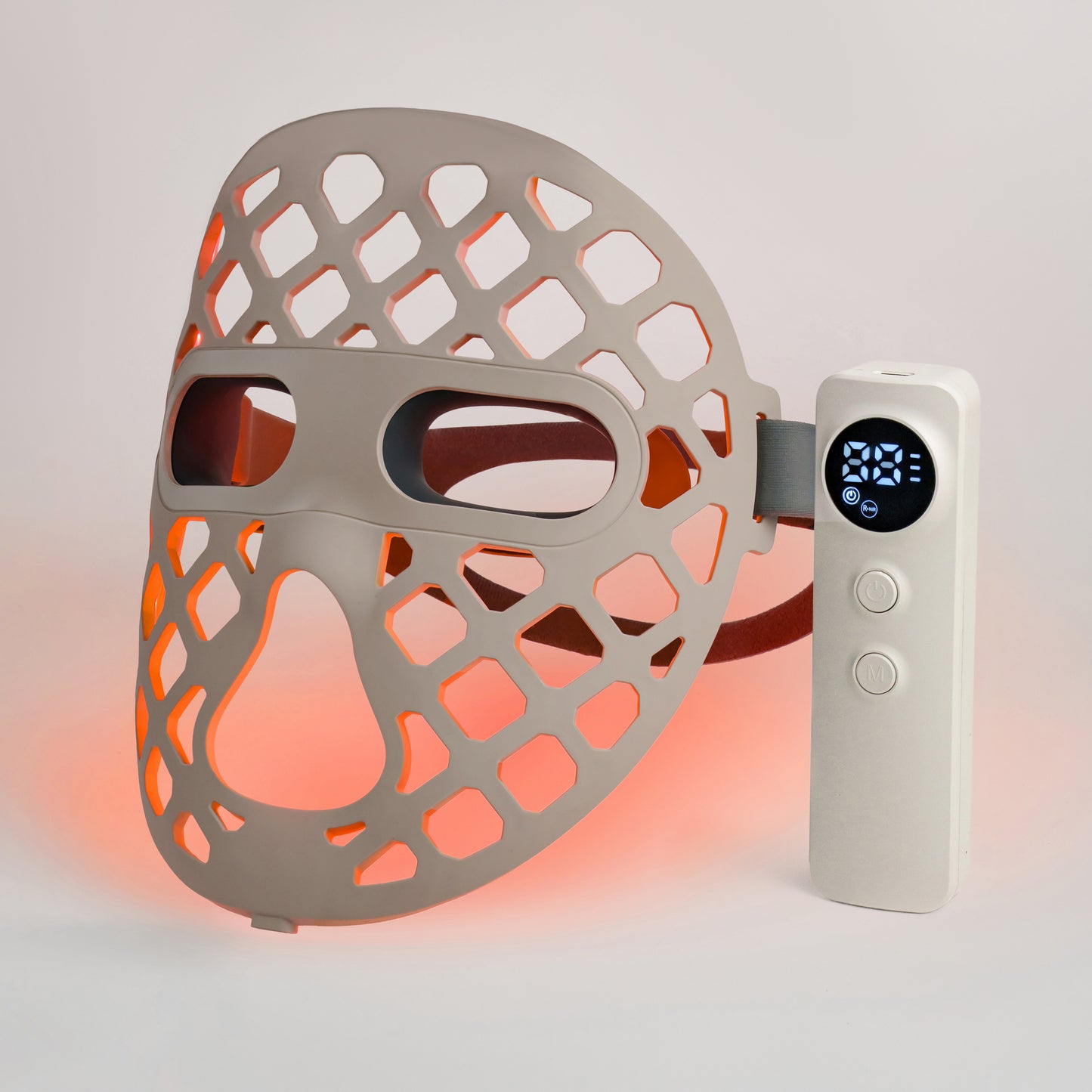 LED face mask with control unit